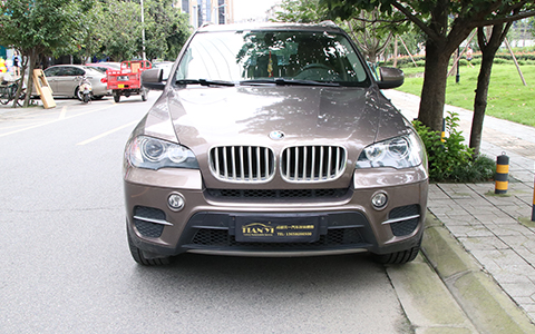 成都天一車燈寶馬X5車燈改裝升級(jí)