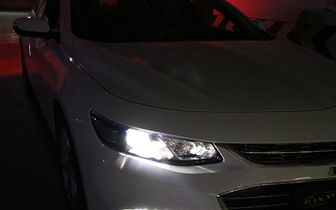 成都天一車燈雪佛蘭邁銳寶車燈升級米石LED雙光透鏡效果展示