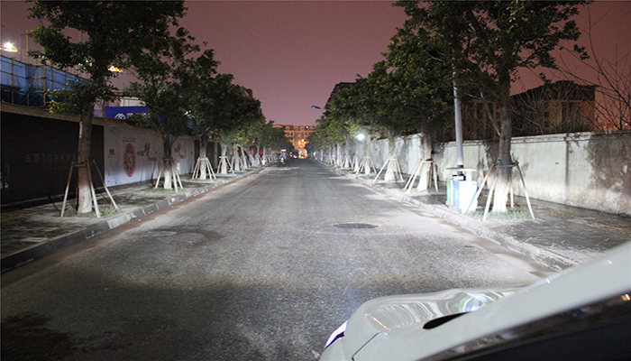 成都天一車燈改裝氙氣燈透鏡遠光實拍
