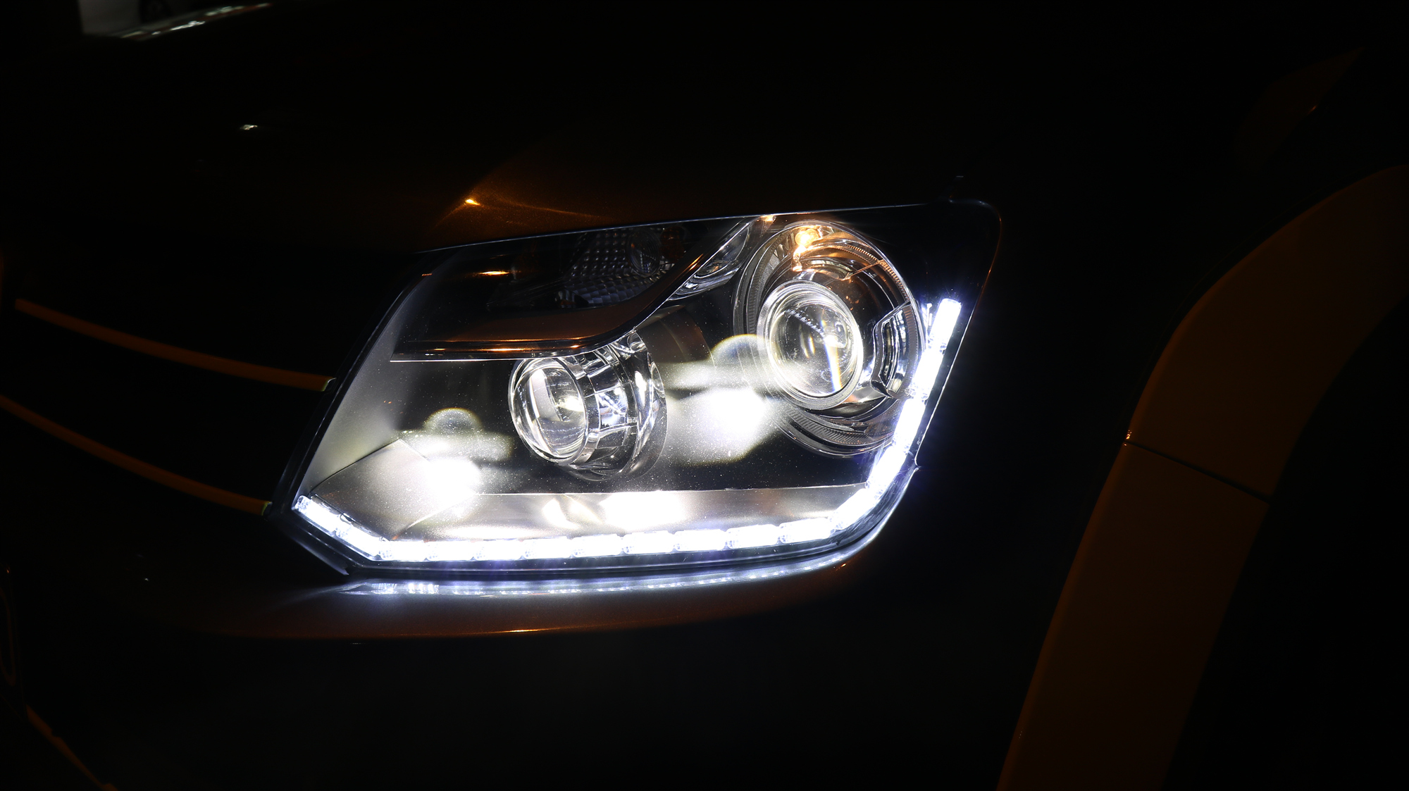 成都天一車燈 成都天一車燈