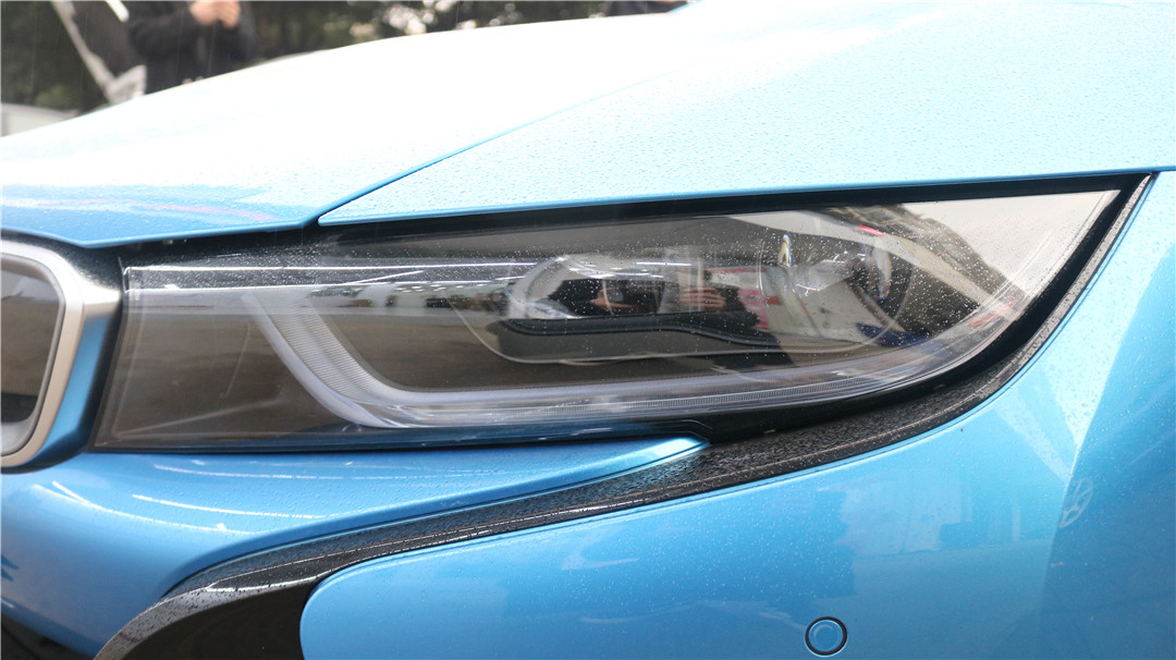 寶馬i8車燈改裝激光大燈效果-天一車燈 寶馬i8車燈改裝激光大燈效果-天一車燈